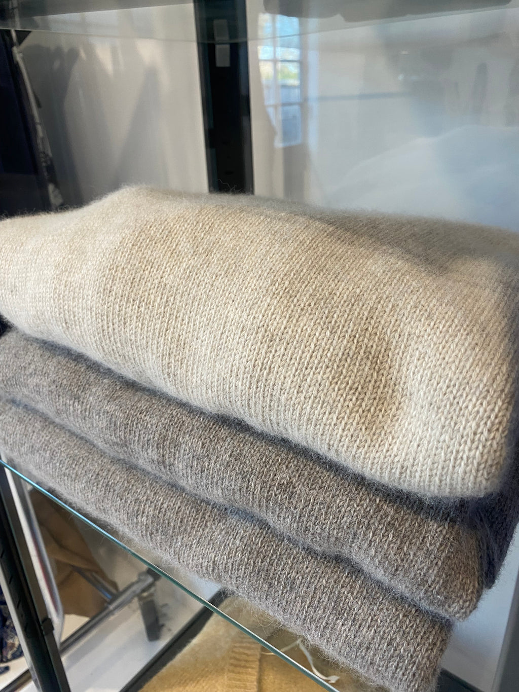 Tatano V neck Knit