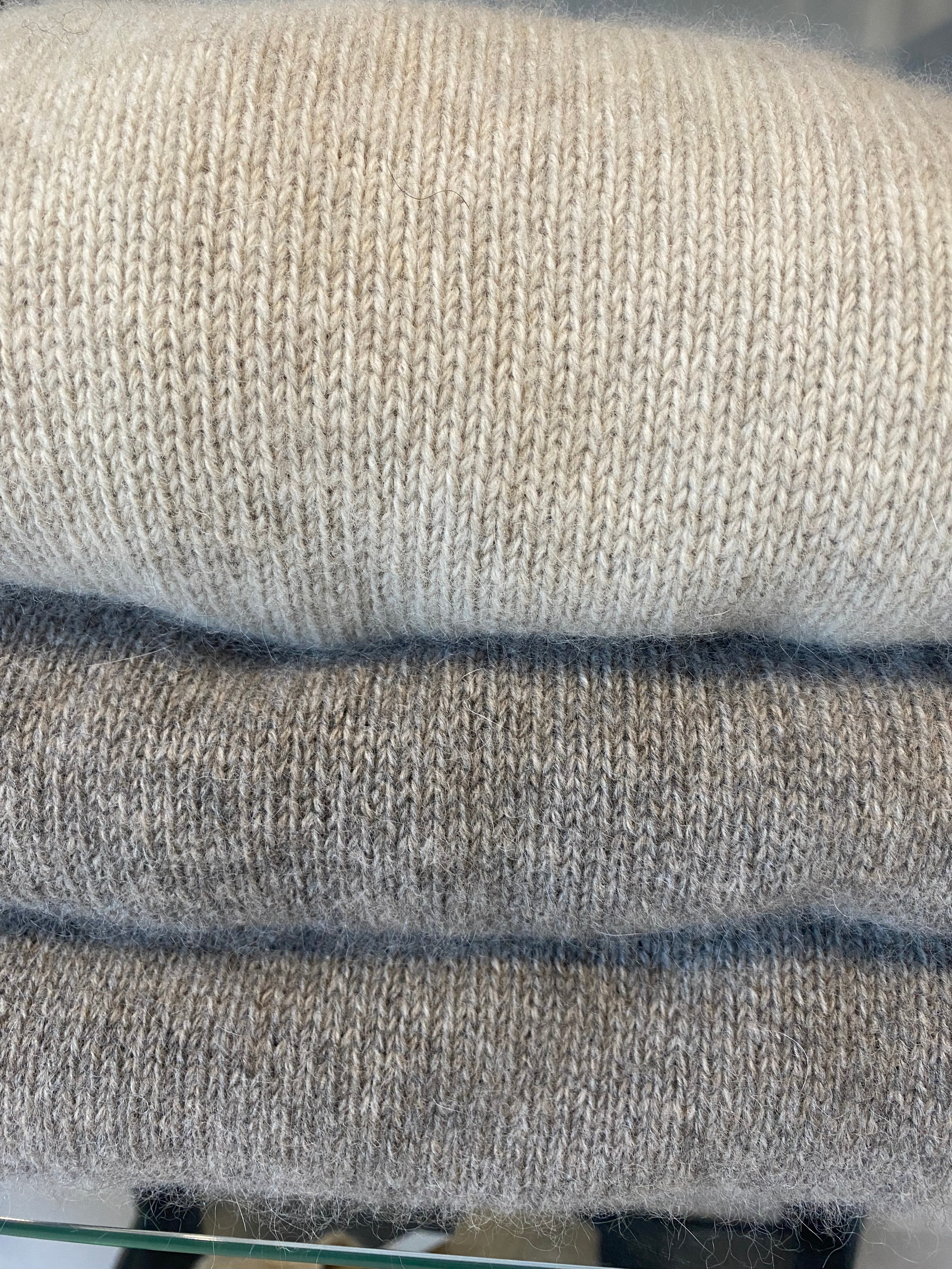 Tatano V neck Knit