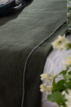 Load image into Gallery viewer, Exquisite Wool Blanket