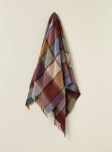 Load image into Gallery viewer, Exquisite Wool Throw Damson