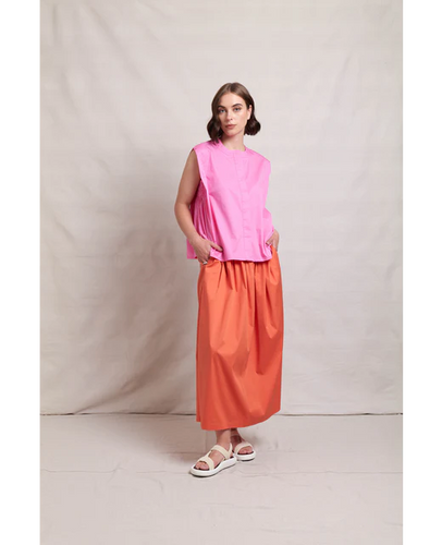 Neris Side story top
